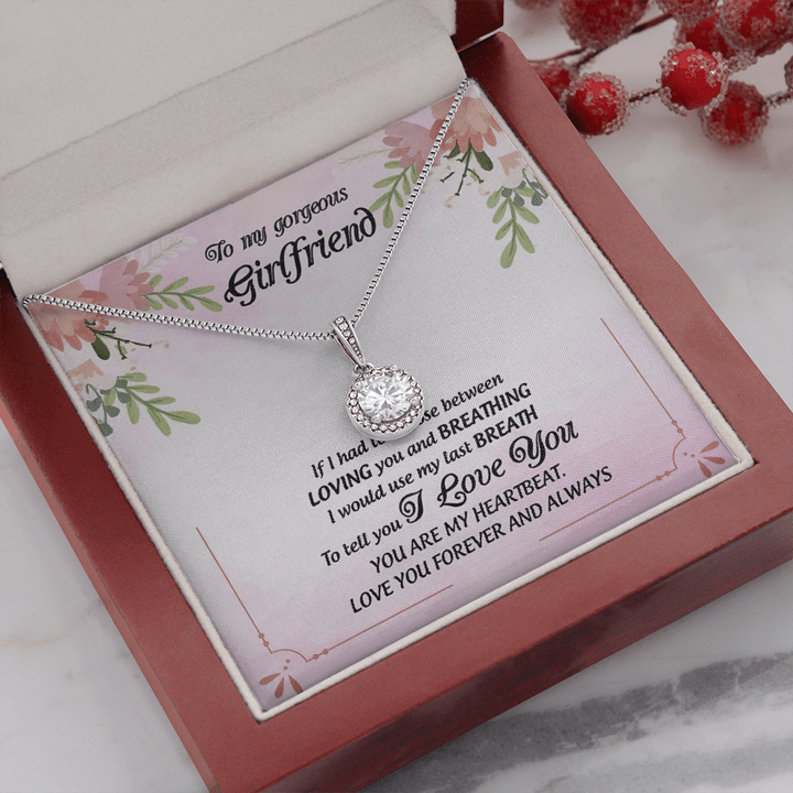 Para mi hermosa novia: si tuviera que elegir entre amarte y respirar, usaría mi último aliento para decirte que te amo.