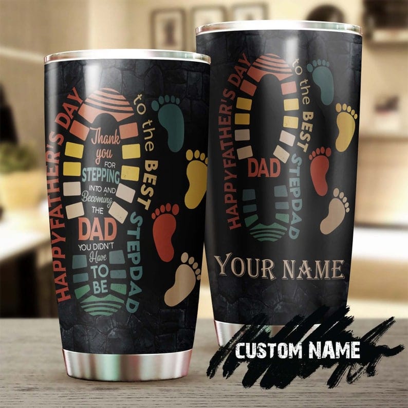Vaso personalizado para el Día del Padre con texto en inglés "Para padrastro y papá extra"