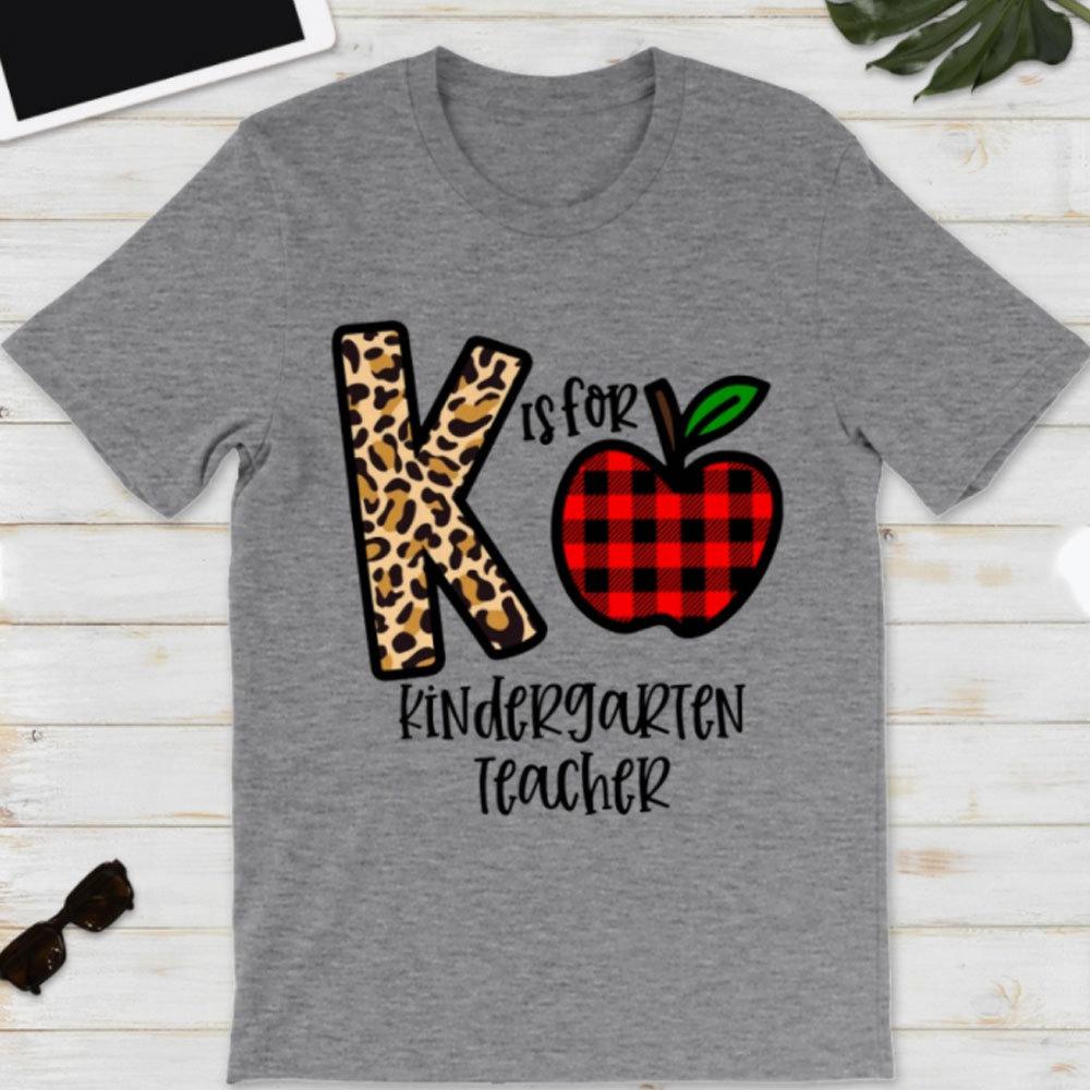 Camisetas para maestras de jardín de infantes, K es para maestra de jardín de infantes, camiseta de leopardo para maestras