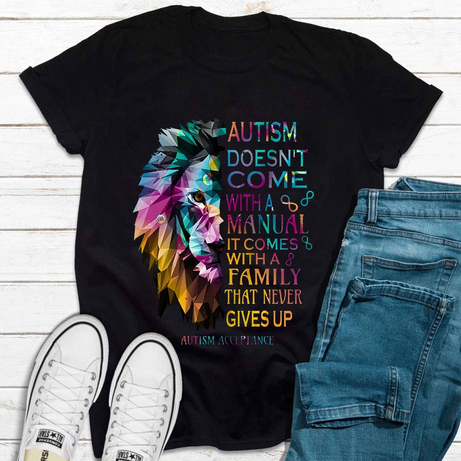 El autismo no viene con un manual, viene con una familia que nunca se rinde Camiseta de aceptación del autismo del león