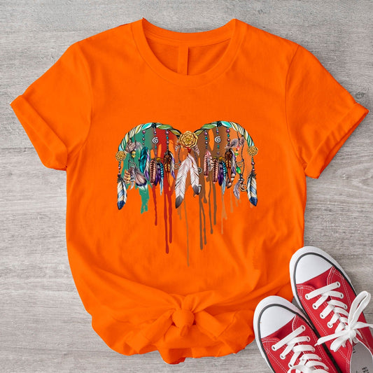 Camiseta de los nativos americanos con corazón indígena