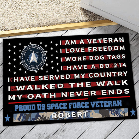 Felpudo personalizado con el mensaje "Soy un veterano orgulloso de la Fuerza Espacial"
