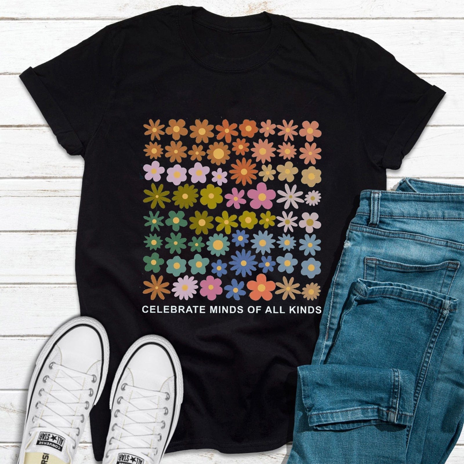 Celebremos las mentes de todo tipo Camiseta con flores de neurodiversidad para concienciar sobre el autismo