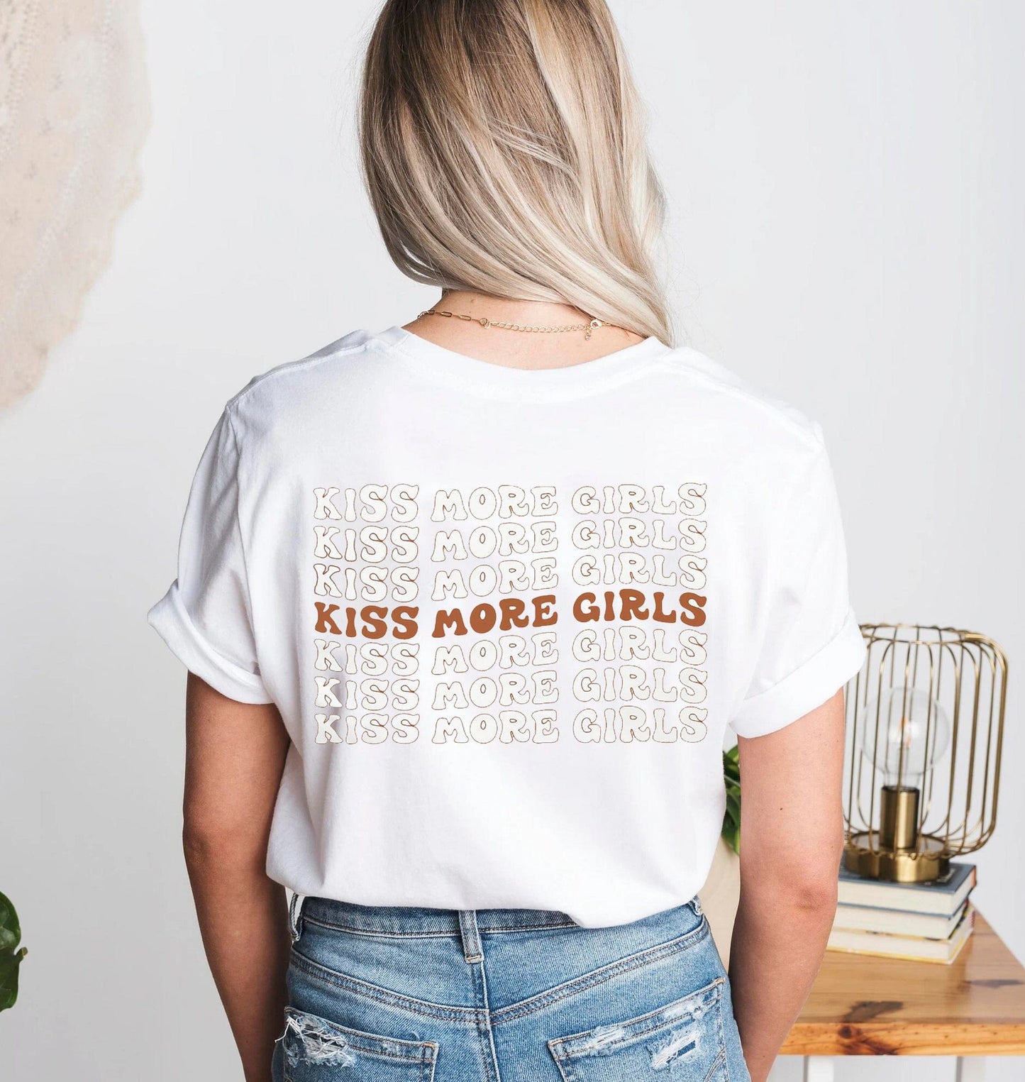 Camisetas LGBT de besos lésbicos para más chicas
