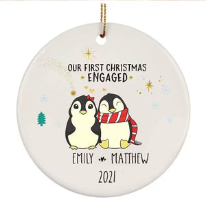 Adorno de compromiso de pingüino personalizado, nuestro primer adorno de compromiso navideño