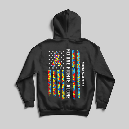 Camiseta de apoyo a la concienciación sobre el autismo, cinta con la bandera estadounidense que dice "Nadie lucha solo"