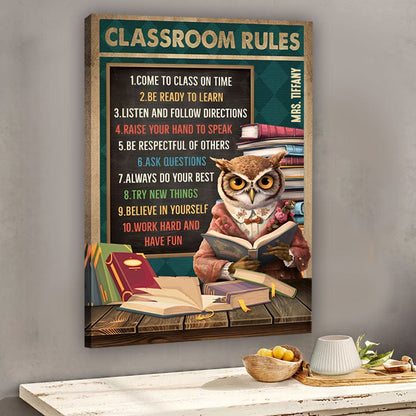 Lienzo y póster personalizados para profesores: donde el gato búho con un libro despierta nuestra búsqueda de sabiduría