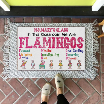 Felpudo personalizado con flamencos: en esta aula somos tan únicos y coloridos como los flamencos