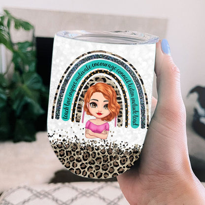 Vaso de vino personalizado para profesores: enseñar, amar, inspirar, motivar, alentar, conectar, escuchar, incluir, liderar
