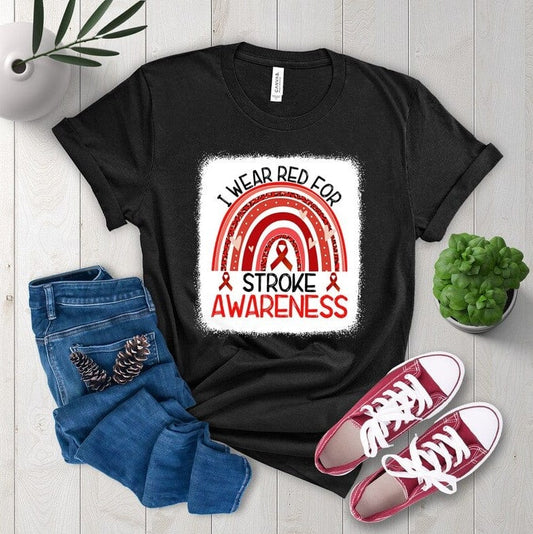 Camiseta arcoíris "Me pongo rojo" para concientizar sobre los accidentes cerebrovasculares