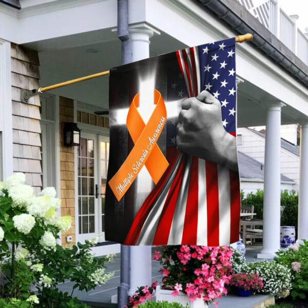 Bandera de Estados Unidos con lazo naranja y cruz para concienciar sobre la esclerosis múltiple Bandera para casa y jardín