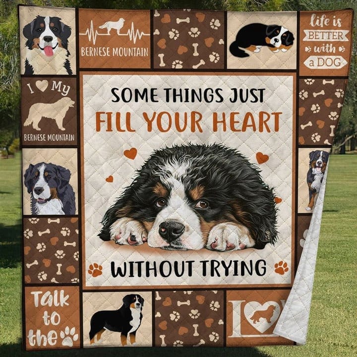 Bernese Mountain Dog Somethings Just Fill Your Heart Without Trying Blanket