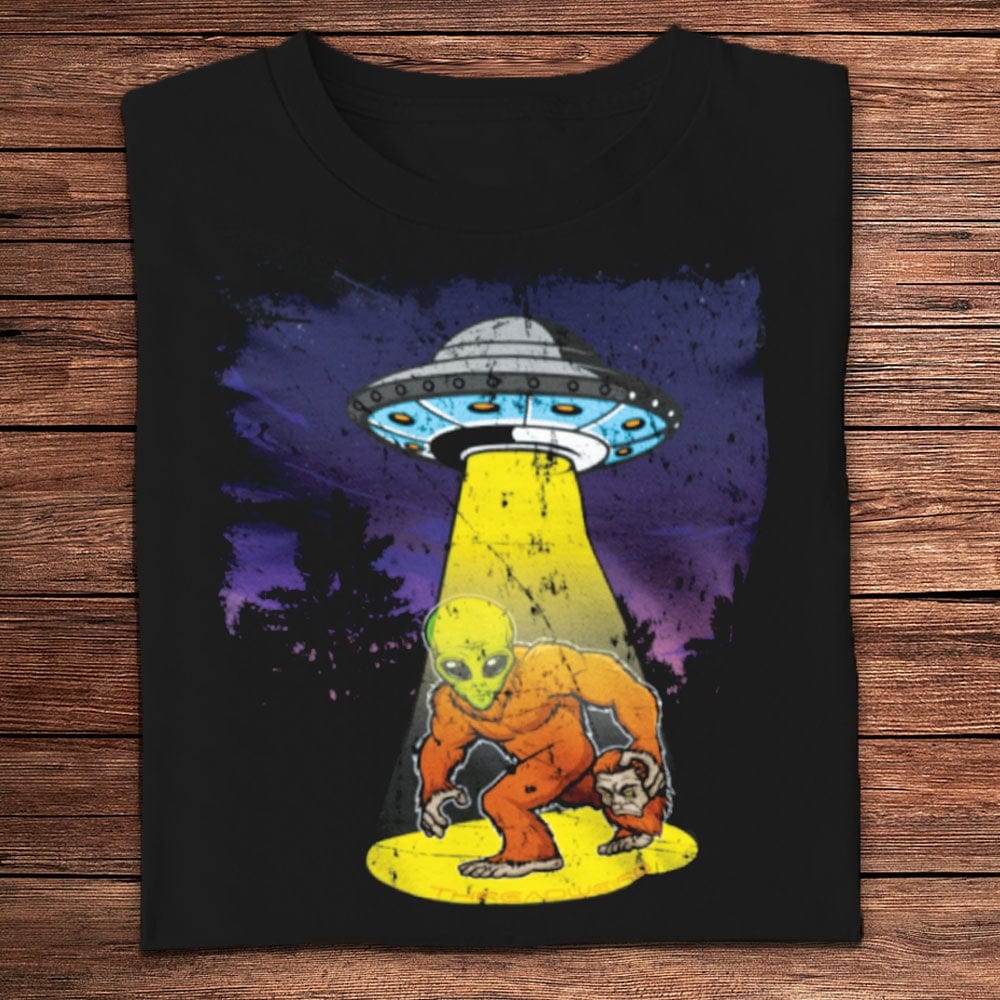 Camisetas divertidas de extraterrestres Bigfoot