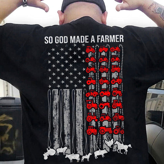 Así que Dios creó a un granjero Camisetas con la bandera estadounidense