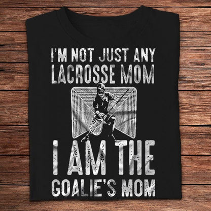 No soy una madre de lacrosse cualquiera. Soy la madre del portero. Camisetas