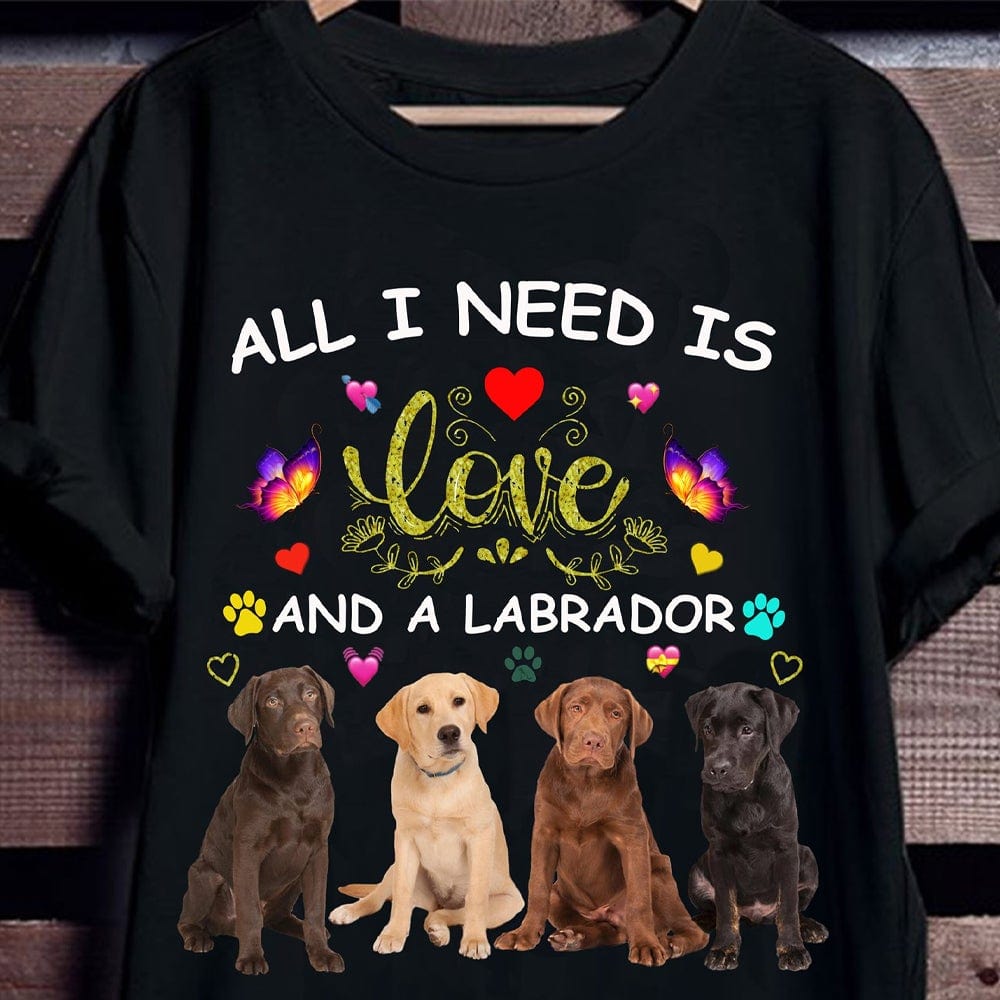 Todo lo que necesito es amor y camisetas de Labrador Retriever