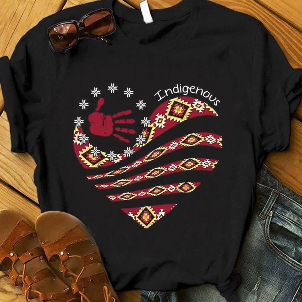 Camisetas indígenas nativas americanas con corazón
