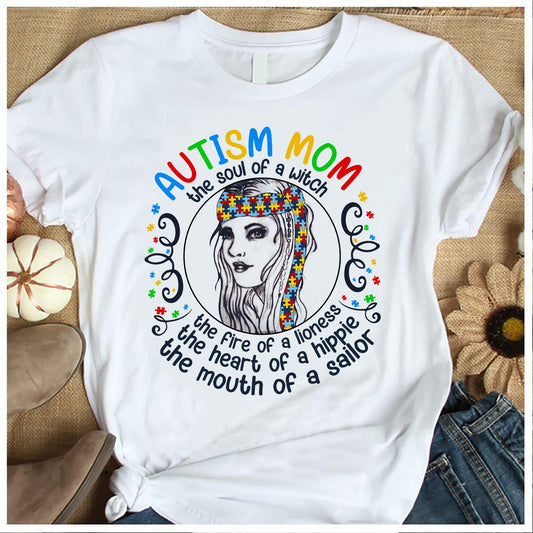 Camisetas lindas de mamá autista El alma de una bruja El corazón de un hippie