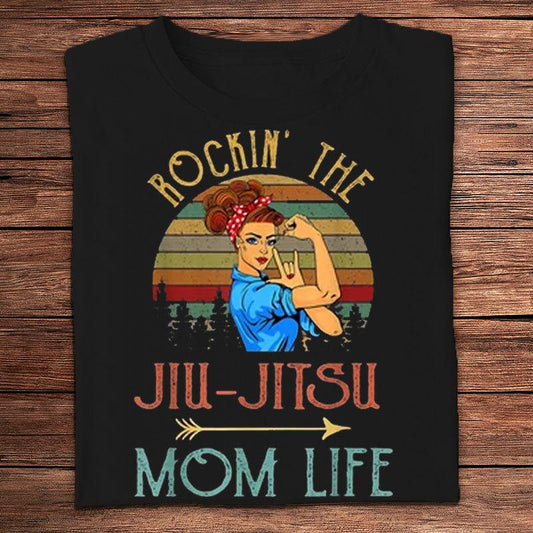 Camisas vintage de mamá que lucen el Jiu Jitsu