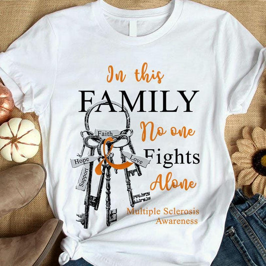 En esta familia nadie lucha solo Camiseta con lazo y llave naranjas para esclerosis múltiple