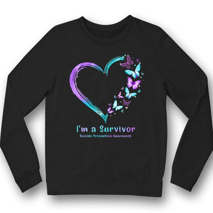Camiseta con el mensaje "Soy un sobreviviente" para concienciar sobre la prevención del suicidio y el corazón de mariposa