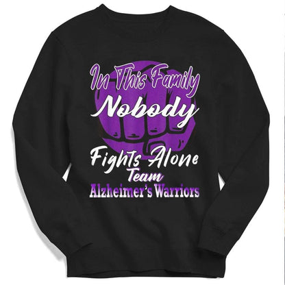 En esta familia nadie lucha solo, sudadera con capucha y camiseta contra el Alzheimer