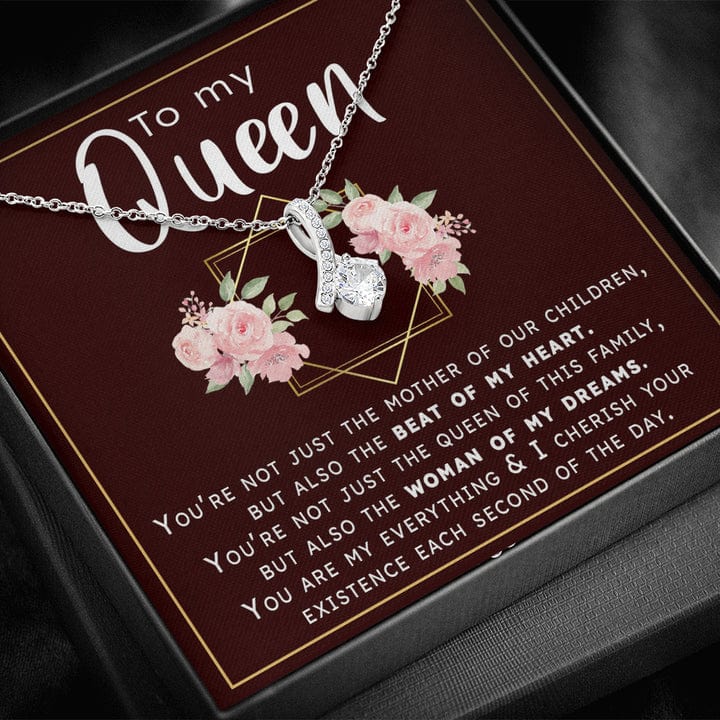 Christmas Gift to Wife Alluring Beauty Necklace - To My Queen You Are My Everything
