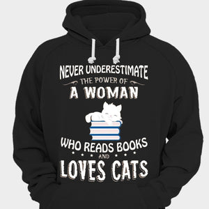 Never Underestimate A Woman Who Reads Books & Loves Cats Shirts