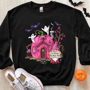 En octubre usamos sudadera y camisetas de Halloween sobre el cáncer de mama de color rosa