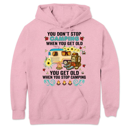 Camisetas divertidas para acampar para mujeres Envejeces cuando dejas de hacerlo