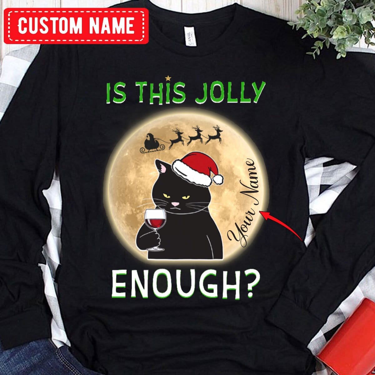 ¿Es esta una camiseta navideña personalizada con un gato lo suficientemente alegre?