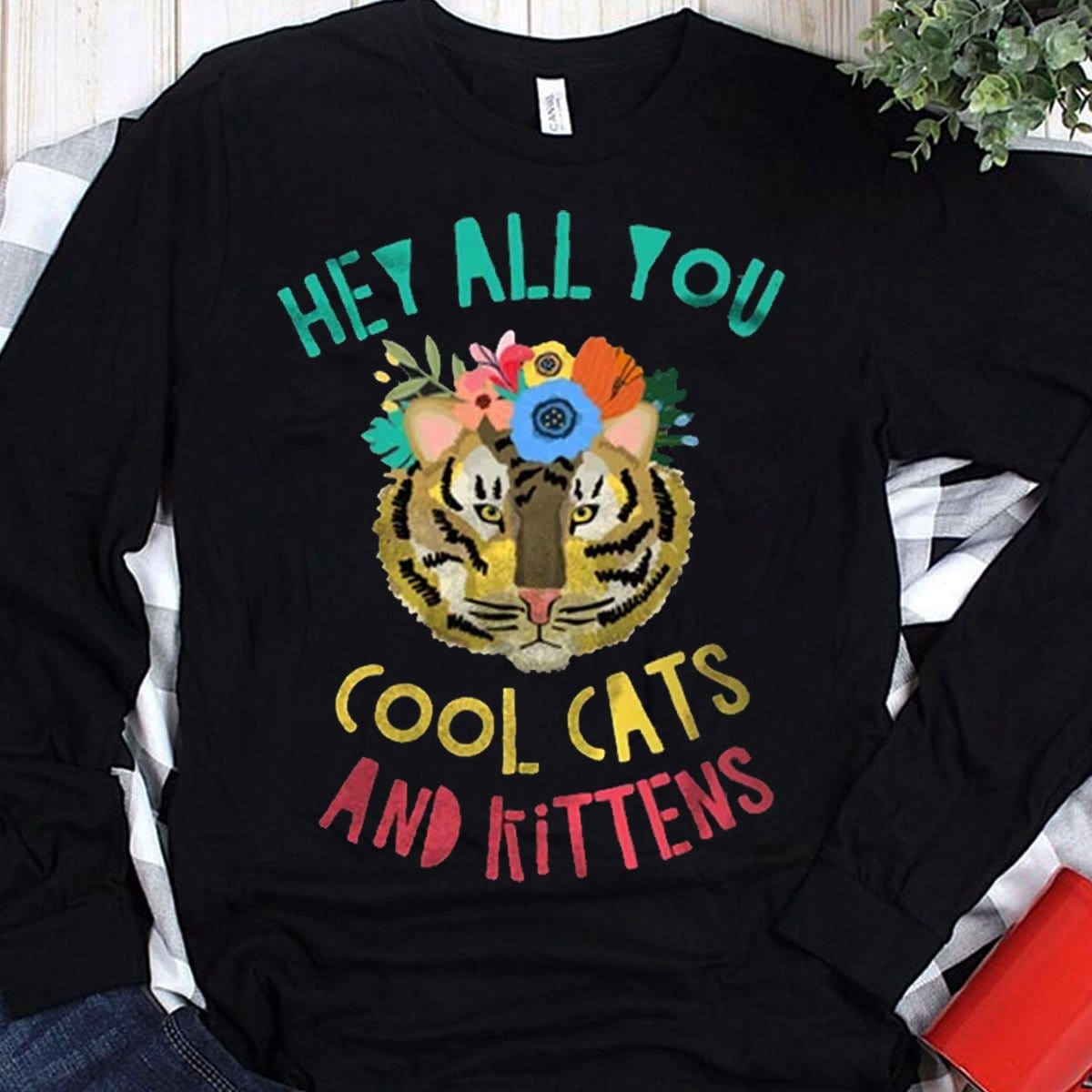 Hola a todos, camisetas geniales de gatos y gatitos