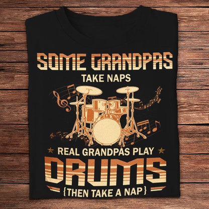 Algunos abuelos toman siestas Los abuelos de verdad tocan la batería Camisetas de bateristas