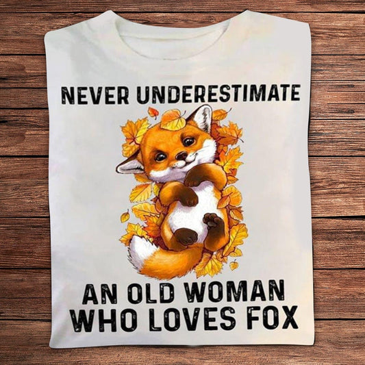 Nunca subestimes a una anciana que ama las camisetas de Fox