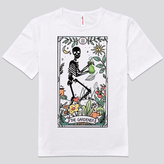 Camisetas divertidas de jardinería con esqueleto de jardinero