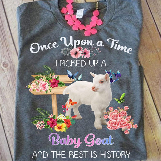 Érase una vez una camiseta de cabrito