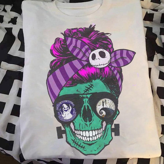 Mujer hippie con calavera divertida, camisetas hippies