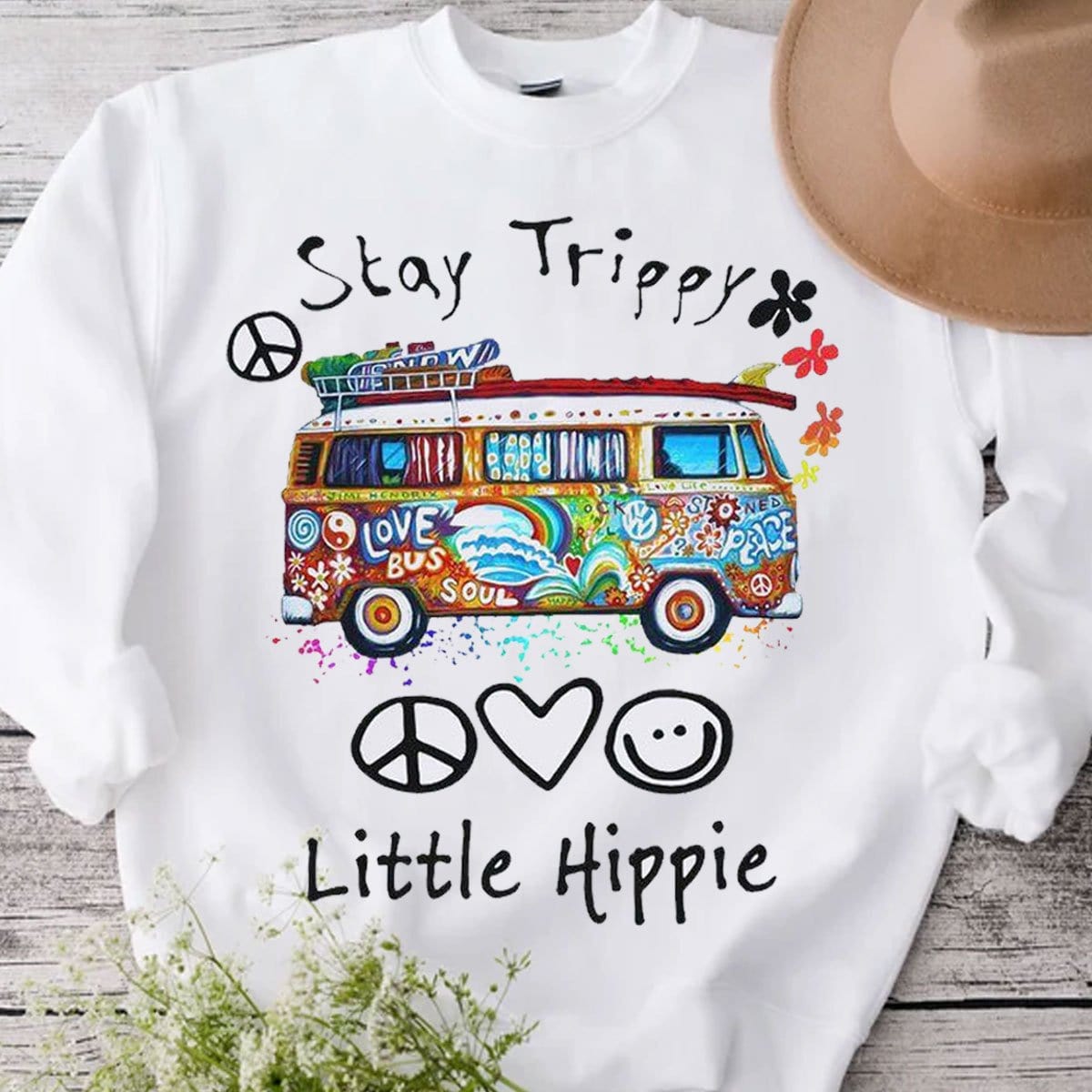 Mantente alucinante con las camisetas hippies