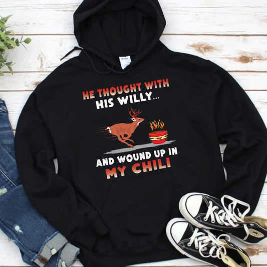 Pensó con su pene y terminó en mi sudadera con capucha de caza de ciervos de Chile, camisetas