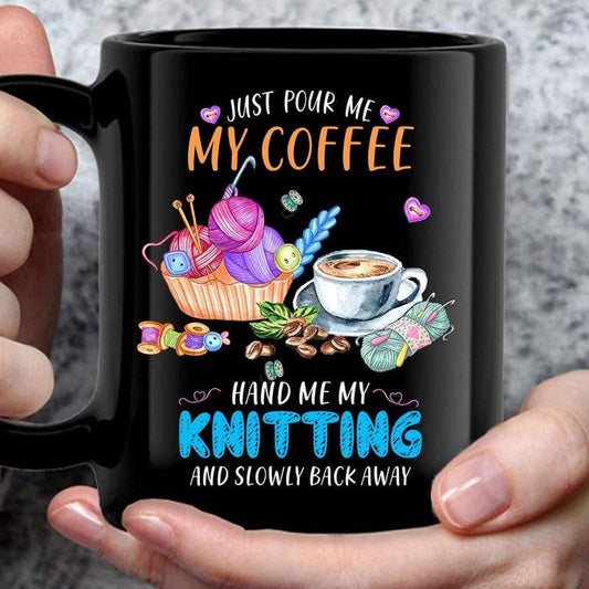 Sólo sírveme mi café, pásame mi taza de tejido y retrocede lentamente