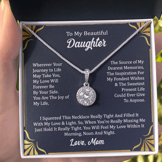 Para mi hermosa hija Collar de mamá - Eres la alegría de mi vida Siente mi amor dentro de ella Mañana, tarde y noche