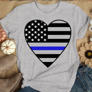 Camisetas de la delgada línea azul con el logo de la policía con corazón