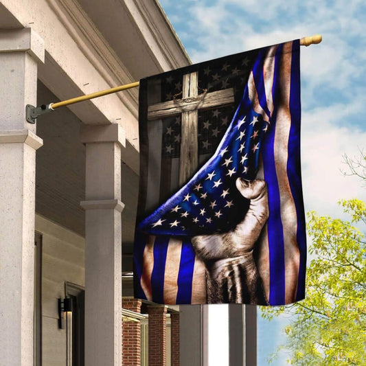 Bandera de la policía de línea azul delgada con cruz Casa y jardín