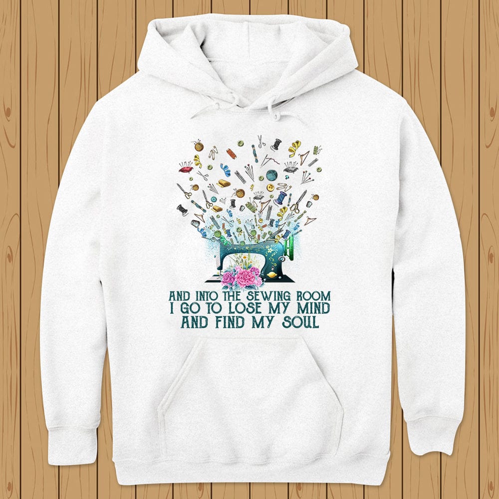 Entro al cuarto de costura para perder la cabeza y encontrar mi alma. Camisas
