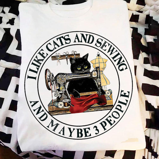 Me gustan los gatos y la costura y quizás 3 camisetas de personas