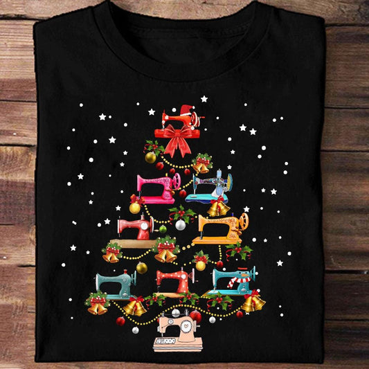 Costura de camisetas navideñas