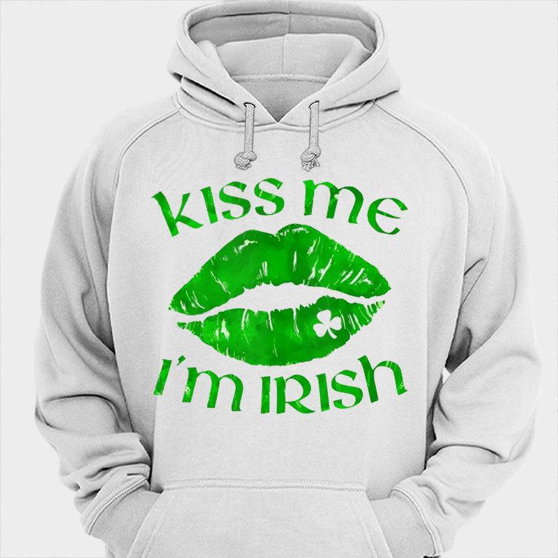 Kiss Me I’m Irish Lips Sexy St Patricks Day Shirts
