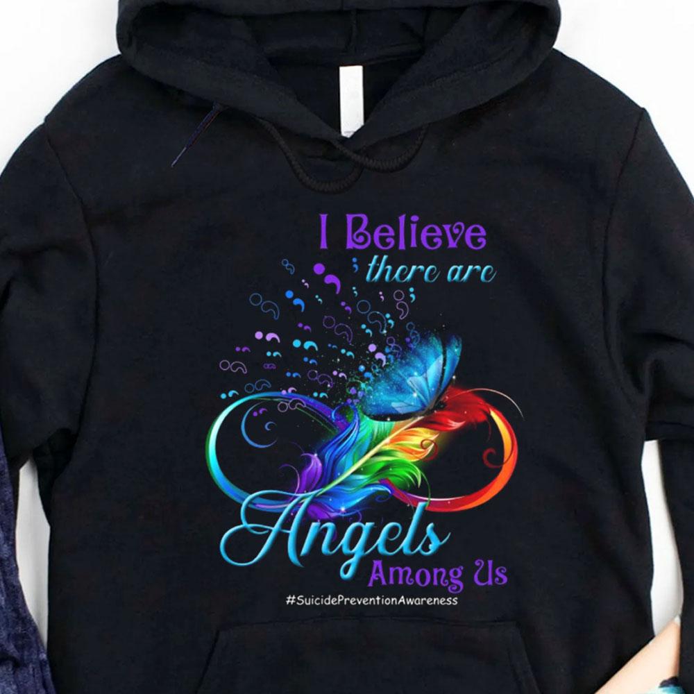 Creo que hay ángeles entre nosotros con camisetas de concienciación sobre el suicidio infinito