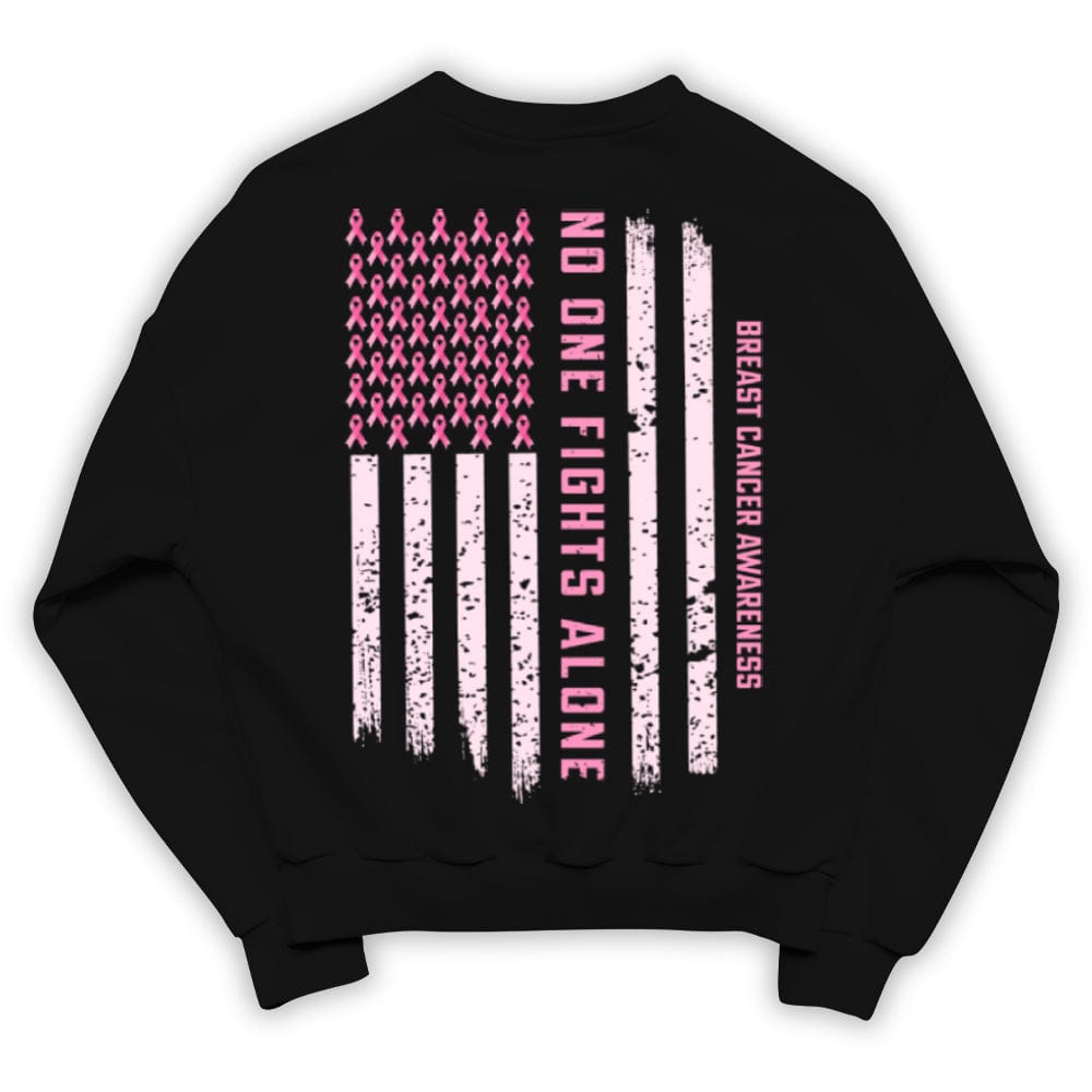 Camiseta de apoyo para la concientización sobre el cáncer de mama, cinta con la bandera estadounidense que dice "Nadie lucha solo"