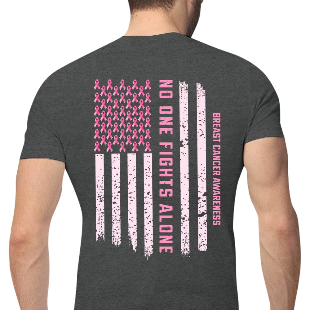 Camiseta de apoyo para la concientización sobre el cáncer de mama, cinta con la bandera estadounidense que dice "Nadie lucha solo"
